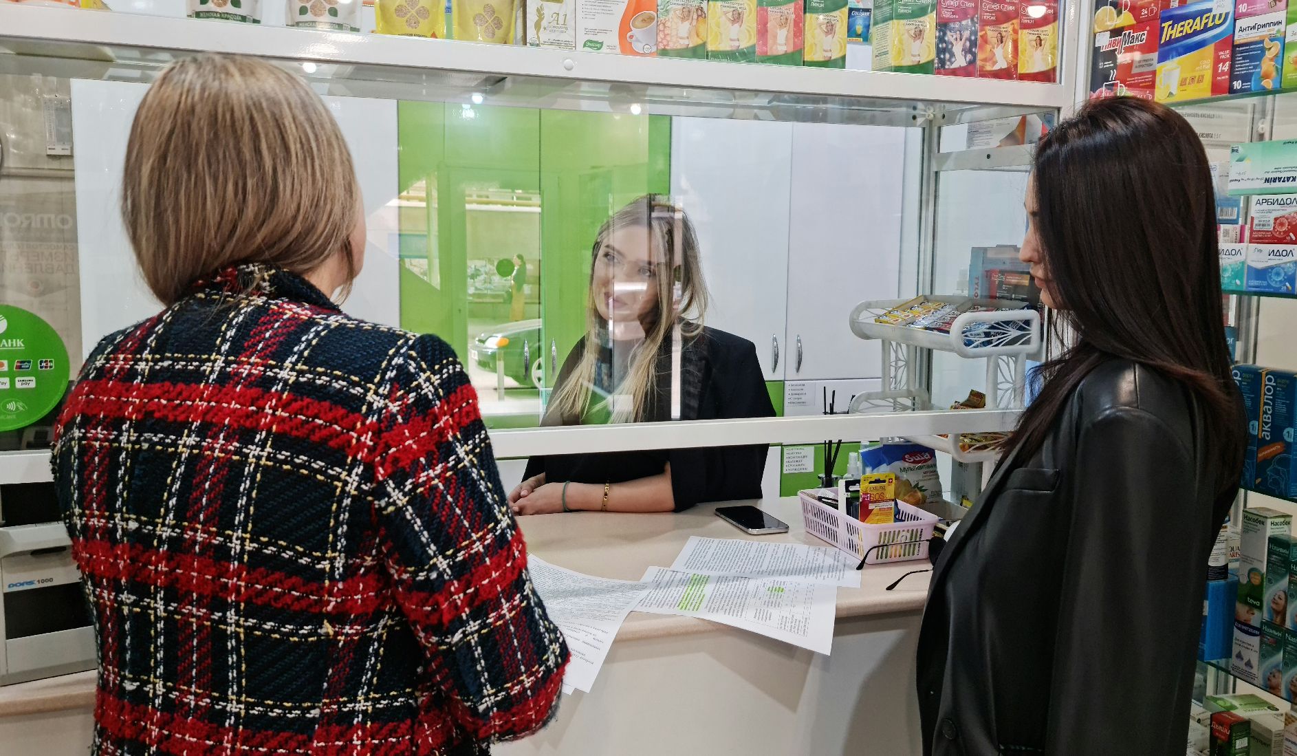 Сегодня сотрудниками Государственного комитета КБР по тарифам и жилищному надзору проведен профилактический визит в отношении ГБУЗ "ЦРБ им. Хацукова А.А.".