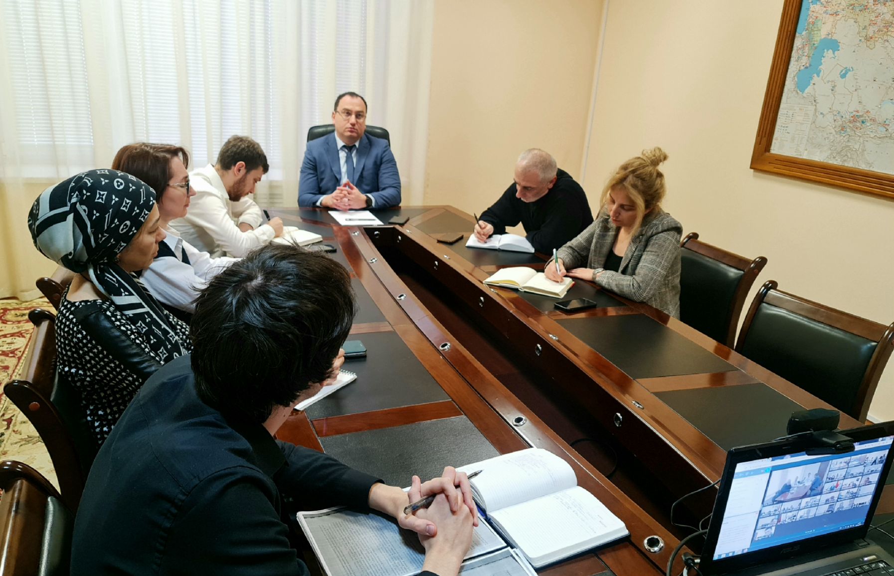 Сегодня представители Государственного комитета КБР по тарифам и жилищному надзору приняли участие в совещании в формате ВКС.
